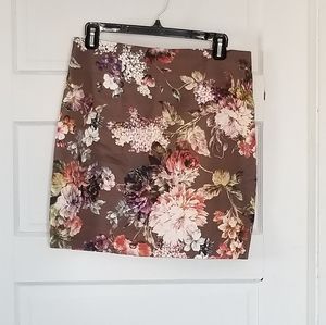 Floral mini skirt